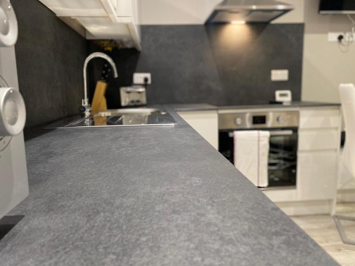 Apartment Amazing Central High Street Self Contained By Syl *