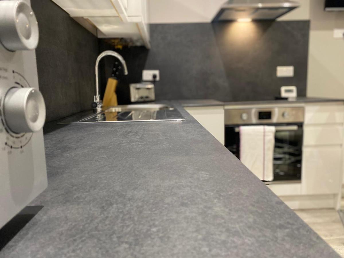 Apartment Amazing Central High Street Self Contained By Syl Watford (Hertfordshire)