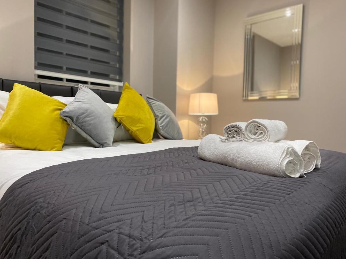 Amazing Central High Street Self Contained By Syl